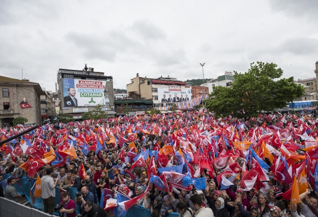 Başbakan Yıldırım: Cumhur İttifakı işareti sadece milletten alır